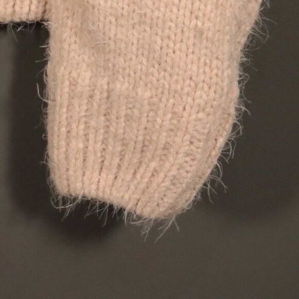 NWT Lulus Feeling It Pale Pink Eyelash Knit Off-the-Shoulder Sweater - Picture 7 of 11